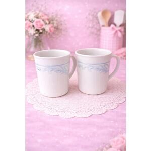 Vintage Corning Corelle Blue Lily Mugs Set Of 2 Floral Cream